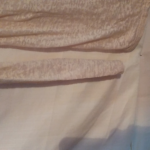 Top - Picture 5 of 9